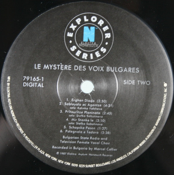 Le Mystère Des Voix Bulgares : Le Mystère Des Voix Bulgares (LP, Album, RE)