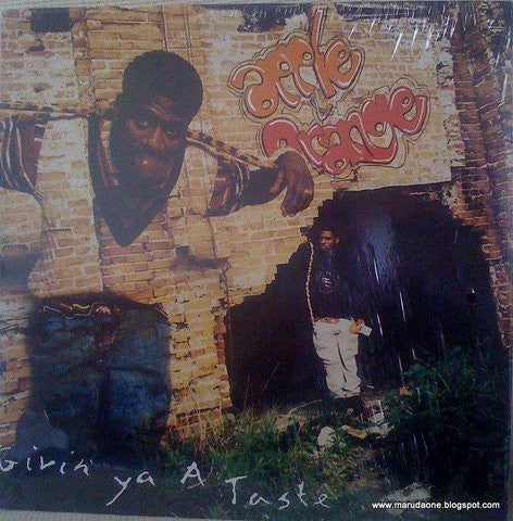 Apple & Orange : Givin' Ya A Taste / I Kick Da Flava (12")