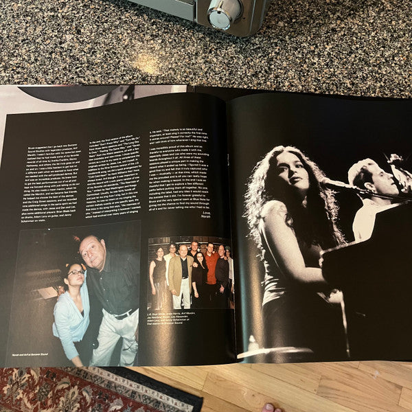 Norah Jones : Come Away With Me (Box, Comp, Dlx, 20t + LP, Album, RE, RM + LP, Comp)