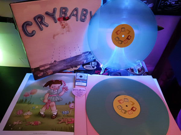 Melanie Martinez (2) : Cry Baby (2xLP, Album, Dlx, RE, Blu)