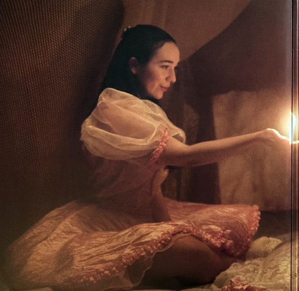 Melanie Martinez (2) : K-12 (LP, Album, RE, Vio)